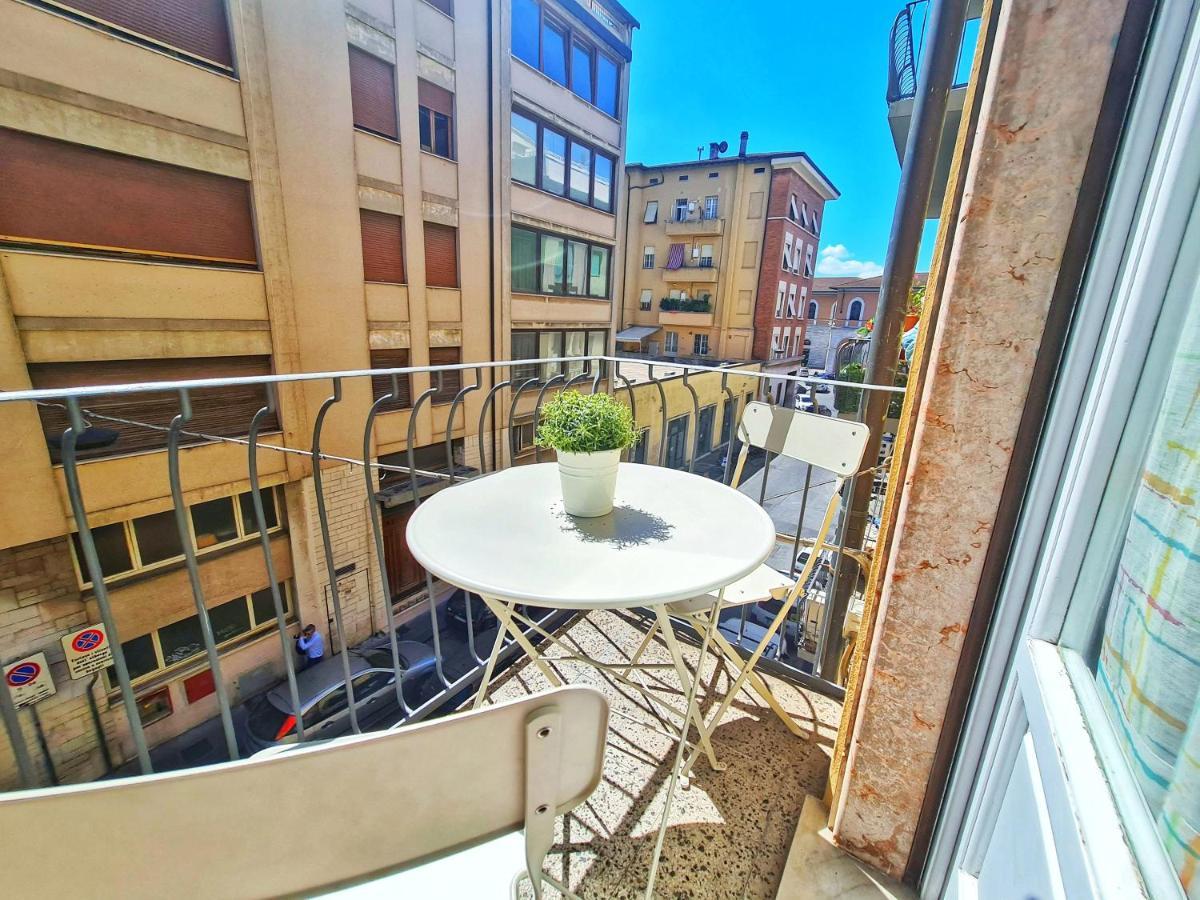 Lc Rooms Pisa Exteriör bild